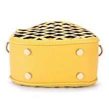 Cargar imagen en el visor de la galería, Bolso Cruzado Cadena Ajustable Piña