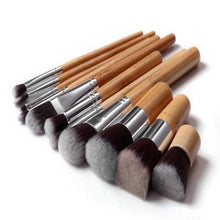 Cargar imagen en el visor de la galería, Brochas de Maquillaje de Bamboo 11 piezas