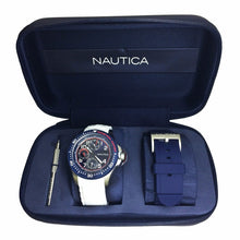 Cargar imagen en el visor de la galería, Reloj Nautica NAD14533G Silicón Caballero