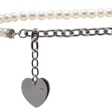 Cargar imagen en el visor de la galería, Pulsera De Acero Inoxidable y Perlas Dije De Corazón Mujer