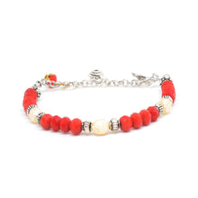 Cargar imagen en el visor de la galería, Pulsera Piedras Rojas y Blancas Con Toques Plata Dijes