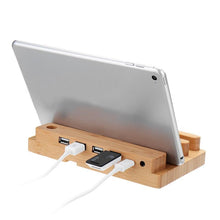 Cargar imagen en el visor de la galería, Soporte Estación de bambú 4 puertos USB/ Tablet / iPhone / iPad / Apple Watch