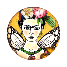 Cargar imagen en el visor de la galería, Portavasos MDF Frida Alas 4 piezas