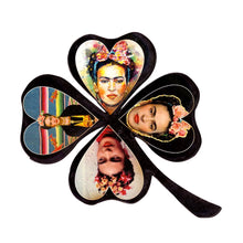 Cargar imagen en el visor de la galería, Set de 6 Imanes Trebol Fridas MDF