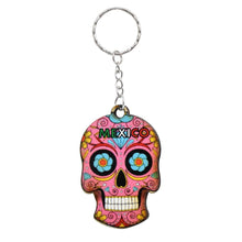 Cargar imagen en el visor de la galería, 6 Llaveros MDF Artesanales Diseños Varios Calaveras