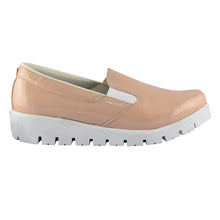 Cargar imagen en el visor de la galería, Tenis Altos Zapatos de Charol Beige Calzado Rojas