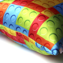 Cargar imagen en el visor de la galería, Cojín Niños Decorativo Estampado Lego Bloques