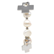 Cargar imagen en el visor de la galería, Pulsera De Perlas Con Dijes De Cruz Acero Inoxidable Dama