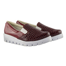 Cargar imagen en el visor de la galería, Tenis Altos Zapatos Charol Guinda con Textura Calzado Rojas
