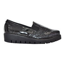 Cargar imagen en el visor de la galería, Tenis Altos Zapatos Charol Negro Textura Calzado Rojas
